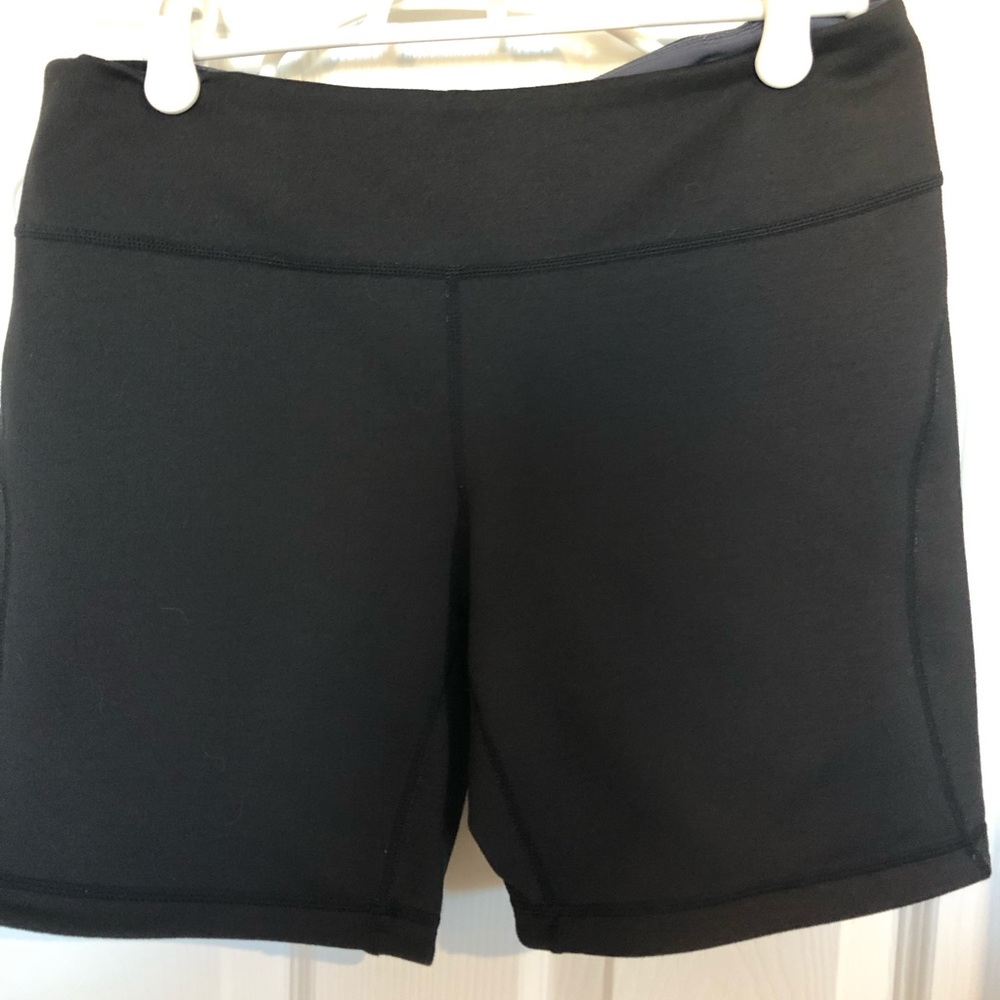 Zella bike/run shorts. Reversible!
